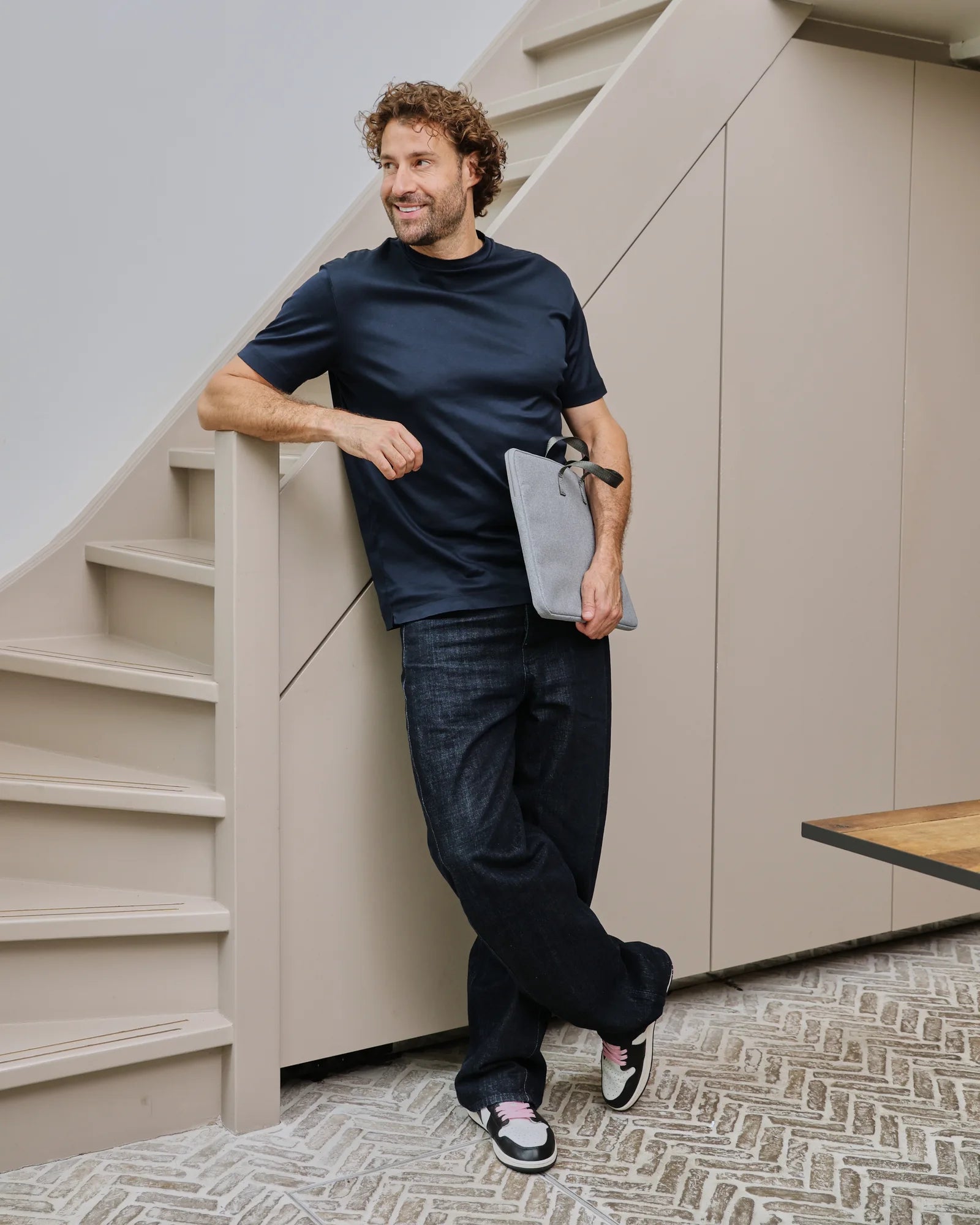 Screenmate Dual Flip — flexibel werken en meenemen, beeld 1